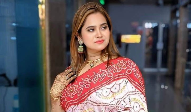 ৩০ হাজার টাকা থেকে দুই কোটির প্রতিষ্ঠান গড়ে তুলেছেন আফরোজা হক