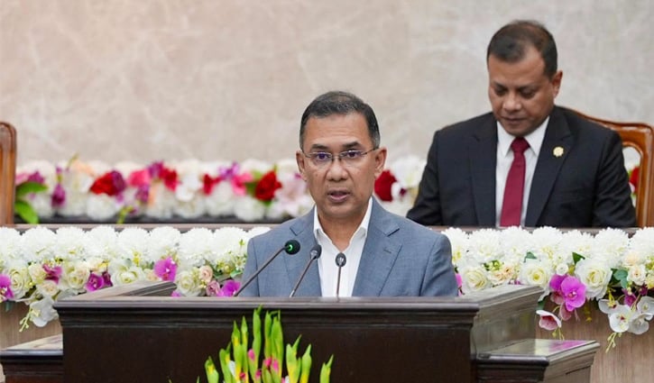 জনগণের ভালোবাসা বড় শক্তি, নিরাপত্তা কড়াকড়ি যেন দূরত্ব তৈরি না করে: প্রধানমন্ত্রী