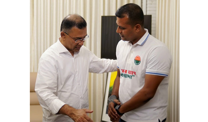 রাজনীতিতেই থাকতে চান ছাত্রদল নেতা তারিক