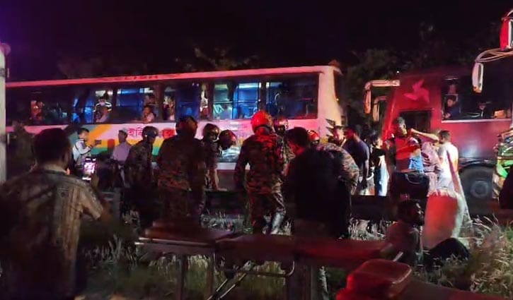 এক্সপ্রেসওয়েতে দুর্ঘটনায় নিহত ১, আহত ৫