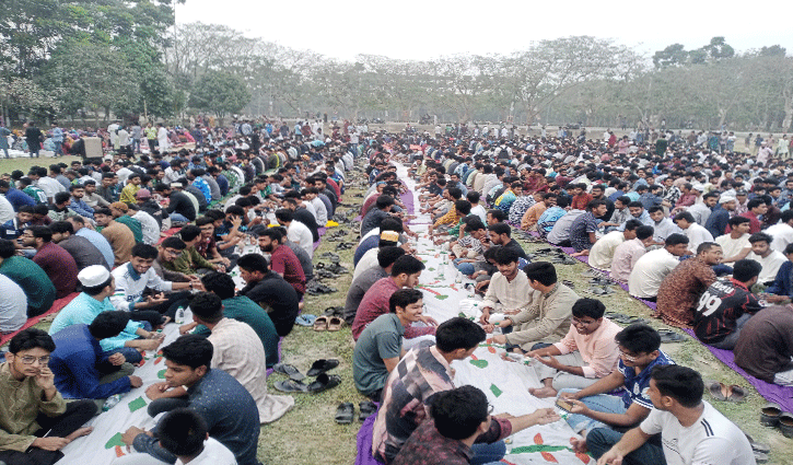 চার হাজার শিক্ষার্থীকে নিয়ে বেরোবিতে ছাত্রদলের ইফতার