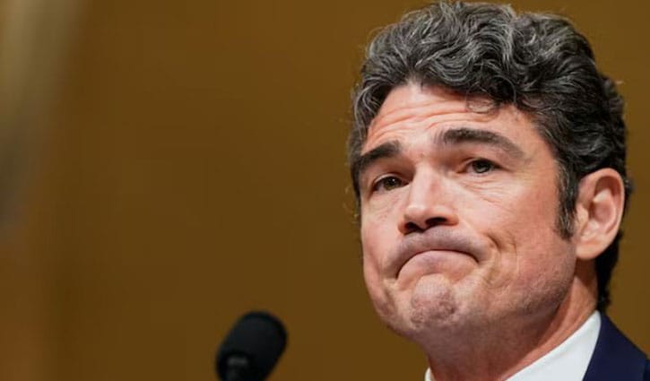 ইরান যুদ্ধের প্রতিবাদে যুক্তরাষ্ট্রের সন্ত্রাস দমন কেন্দ্রের প্রধানের পদত্যাগ