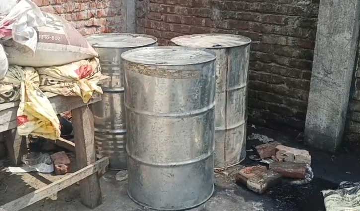 গাইবান্ধায় ১২৫০ লিটার পেট্রোল জব্দ, কারাদণ্ড