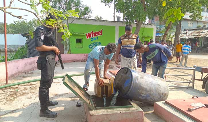 রাজশাহীতে পেট্রোল পাম্পে ২ লাখ টাকা জরিমানা