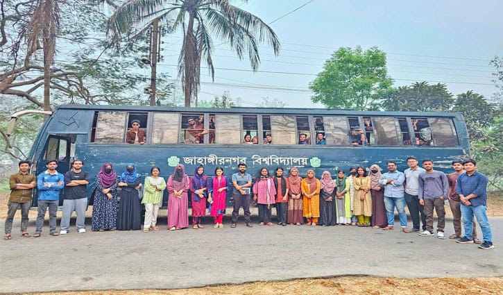 ঈদযাত্রায় জাবি শিক্ষার্থীদের জন্য জাকসুর দূরপাল্লার বাস চালু
