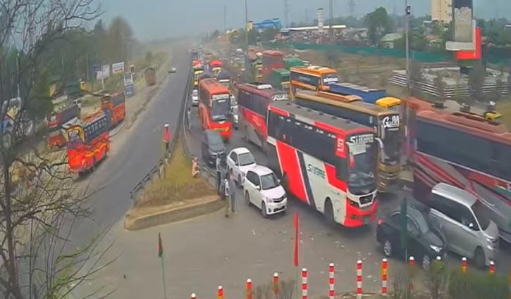 যমুনা সেতু পশ্চিম মহাসড়কে যানবাহনের ধীরগতি