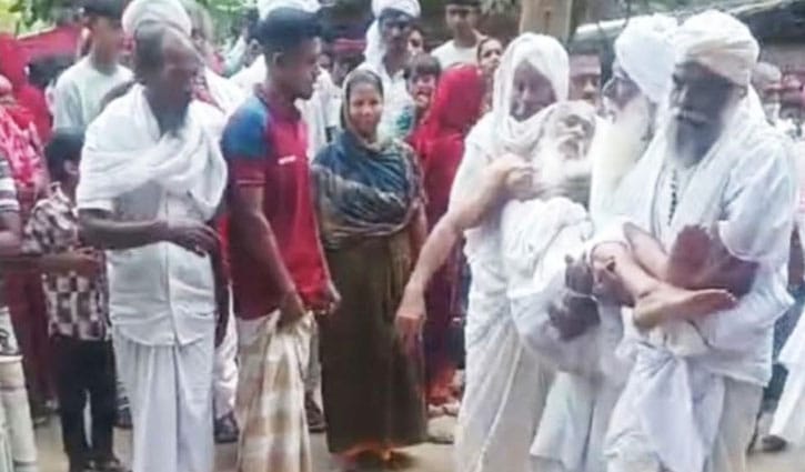 স্বামী-স্ত্রীর ‘জিন্দা কবর’ গুজবে মানুষের ঢল