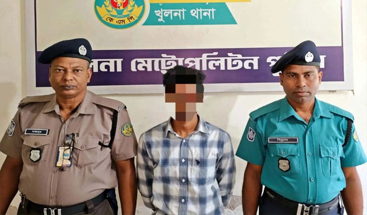 সড়কে খুবি শিক্ষার্থীর মৃত্যু, ধরা পড়ল চালক