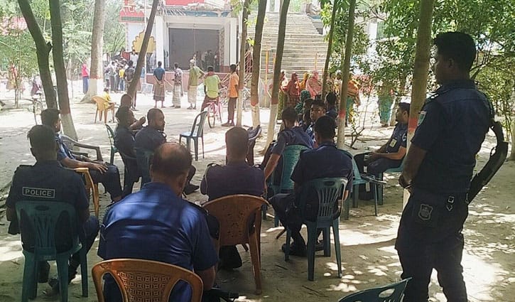 কুষ্টিয়ায় পীর হত্যা: মামলা না করার সিদ্ধান্ত পরিবারের