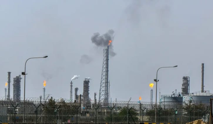 কুয়েতে বিদ্যুৎ ও পানি লবণমুক্তকরণ কেন্দ্রে হামলা, দায়ী কে