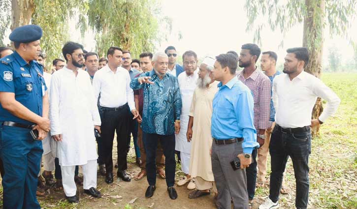 প্রকল্পে জনবহুল এলাকা অগ্রাধিকার দেওয়ার নির্দেশ শ্রমমন্ত্রীর 