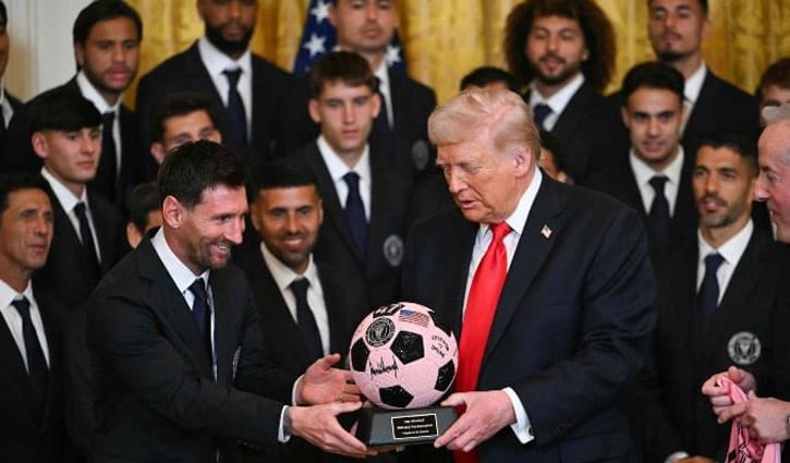 হোয়াইট হাউসে মেসিকে সম্মাননা, ট্রাম্পের প্রশংসায় ভাসলেন আর্জেন্টাইন মহাতারকা