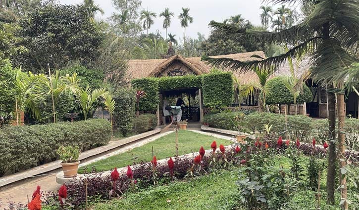 পর্যটকদের বরণে প্রস্তুত মৌলভীবাজার