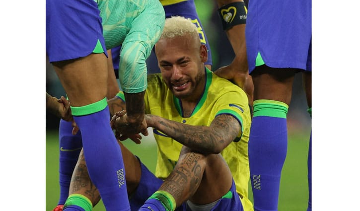 ‘নিজের জানাজায় ছিলাম যেন’- ২০২২ বিশ্বকাপ নিয়ে নেইমারের আবেগঘন স্বীকারোক্তি