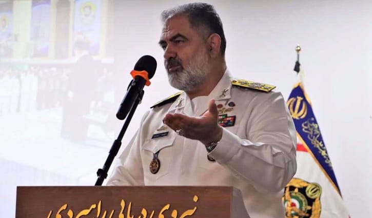ট্রাম্পের হরমুজ প্রণালি অবরোধের হুমকি ‘হাস্যকর’: ইরানের নৌবাহিনী প্রধান