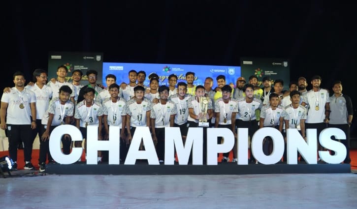 সাফজয়ী তরুণদের সংবর্ধনা, প্রতি সদস্যকে ১ লাখ টাকা পুরস্কার