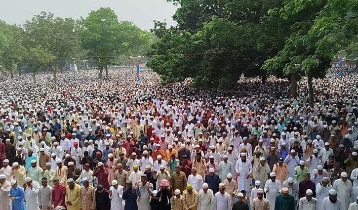 ঐতিহ্যে অনন্য শোলাকিয়া ঈদগাহ মাঠ 