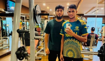 মোস্তাফিজুর-নাহিদ রানারা পিএসএল খেলবেন দর্শকশূন্য স্টেডিয়ামে