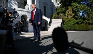 ‘ইরানকে অস্ত্র দিলে চীনের ওপর ৫০ শতাংশ শুল্ক আরোপ’