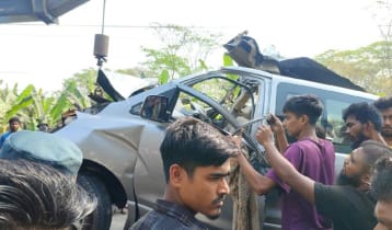 গৌরনদীতে বাস-মাইক্রোবাসের সংঘর্ষে নিহত ২