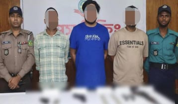 চট্টগ্রামে সাজ্জাদ গ্রুপের ৩ সন্ত্রাসী গ্রেপ্তার, অস্ত্র উদ্ধার