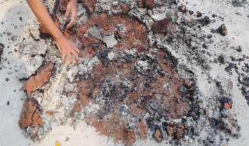 যবিপ্রবিতে রাস্তা নির্মাণ: সময়ে শেষ হয়নি কাজ, মান নিয়েও প্রশ্ন