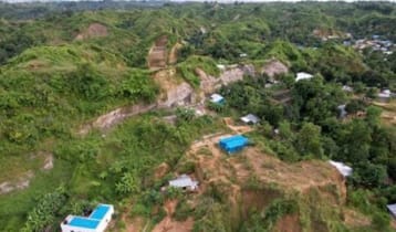 জঙ্গল সলিমপুরে যৌথ বাহিনীর সাঁড়াশি অভিযান চলছে