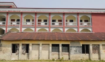 বিদ্যালয় থেকে অচেতন ও মুখে টেপ লাগানো কিশোরী উদ্ধার