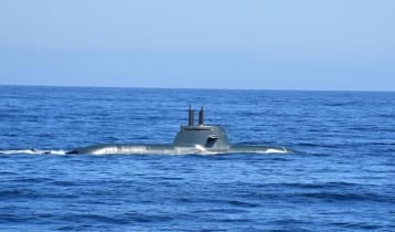 ইরানকে লক্ষ্য করে আরব সাগরে টমাহক ক্ষেপণাস্ত্রবাহী ব্রিটিশ সাবমেরিন