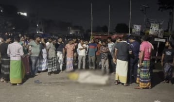 ধামরাইয়ে ট্রাকচাপায় অটোরিকশা চালক নিহত