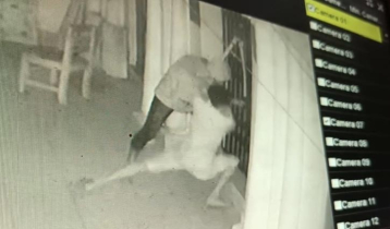 সাতক্ষীরার মন্দির থেকে স্বর্ণালংকারসহ ১৮ লাখ টাকার সম্পদ লুট