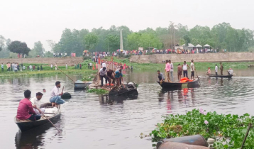 ভাসমান সেতু ভেঙে ব্রহ্মপুত্র নদে, নিহত বেড়ে ৫