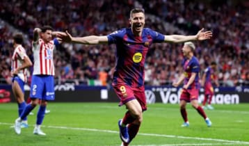 ১০ জনের অ্যাথলেটিকোকে চেপে ধরে জয় বার্সার, হোঁচট খেল রিয়াল