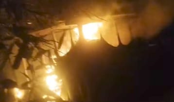 ছাত্রলীগ সন্দেহে মারধর: ‘জড়িত’ ছাত্রশক্তি নেতার গ্রামের বাড়িতে আগুন