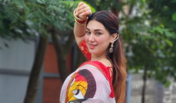 কাদা ছোড়াছুড়িতে জড়াবেন না, ভক্তদের উদ্দেশে অপু বিশ্বাস