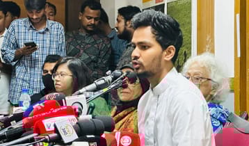 ‘হয় সমালোচনা সইতে শিখুন, নয়তো আইন করে লেখা বন্ধ করুন’