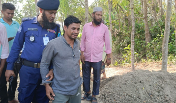 হাতকড়া পরে বাবার দাফনে যুবলীগ কর্মী, জানাজা না পেয়ে বললেন ‘আমি এক হতভাগ্য ছেলে’