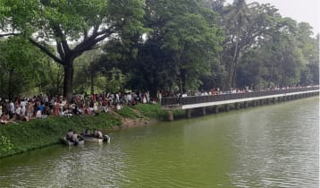 বৈশাখী উৎসব: উৎসবের ঢেউ রমনায়