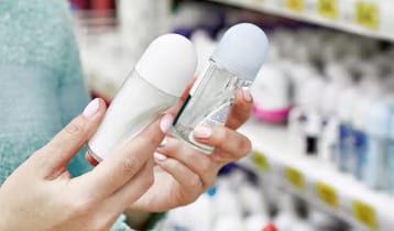 ডিওডোরেন্ট ব্যবহারে যে ভুল করলে ত্বকের মারাত্মক ক্ষতি হতে পারে