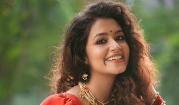 বৈশাখে মায়ের সঙ্গে গিয়ে দোকান দিতাম: ফারিণ