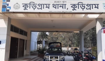 ল্যাম্পপোস্টের খুঁটি বসাতে গিয়ে বিদ্যুৎস্পৃষ্টে দুইজনের মৃত্যু