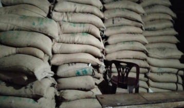 কুড়িগ্রামে বিপুল পরিমাণ সরকারি চাল আটক