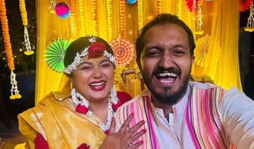 ভেঙে গেল মৌসুমী হামিদের সংসার