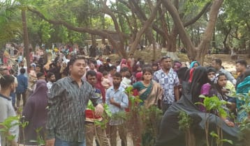 চিড়িয়াখানায় মানুষের ঢল: আনন্দের মাঝেও অব্যবস্থাপনার ভোগান্তি