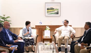 প্রধানমন্ত্রীর সঙ্গে এশিয়ান ইনফ্রাস্ট্রাকচার ইনভেস্টমেন্ট ব্যাংকের প্রতিনিধিদলের সাক্ষাৎ