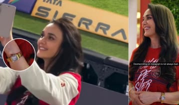 ক্রিকেট মাঠে নজর কাড়লেন প্রীতি