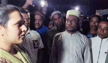 ফিতরার নামে ভোটারদের টাকা বিতরণের অভিযোগ, আটক দুই