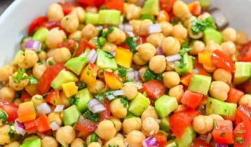 প্রোটিন সমৃদ্ধ ছোলার সালাদ