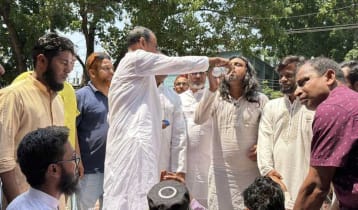 টাঙ্গাইলে প্রতিমন্ত্রী টুকুর আশ্বাসে অনশন ভাঙলেন আন্দোলনকারীরা