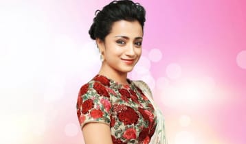 তৃষার বাড়িতে বোমা হামলার হুমকি